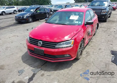 2016 Volkswagen Jetta 1.8T Sport from USA, damaged, VIN 3VWD17AJ6GM417738